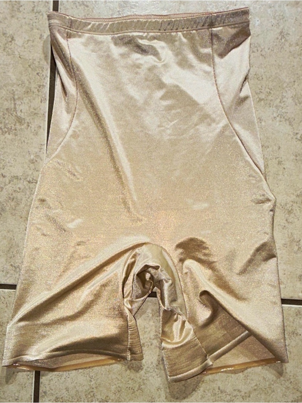 High-Rise Smoothing Shaping Shorts - Champagne